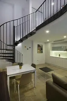 Maier * Καντίζ